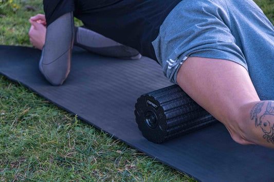 ecupero muscolare Foam roller Benefici Rilascio miofasciale Circolazione sanguigna Dolore muscolare Prevenzione infortuni Utilizzo ottimale Massaggio muscolare TopMet (nome dell'azienda italiana)
